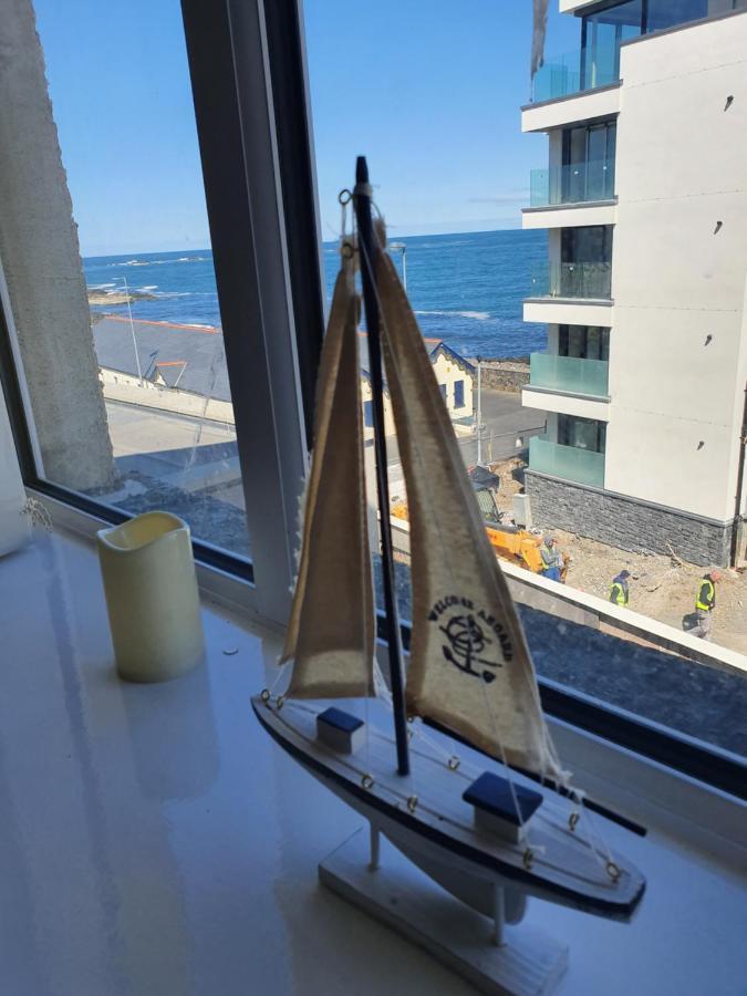 Atlantic Views Middle Floor Apartment *